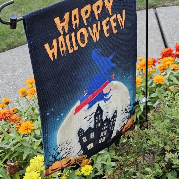 Buffalo Bills Halloween Garden Sign 12'x18' Doubled Sided Post Included ●New● - Picture 2 of 8